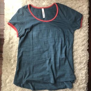 LuLaRoe T-shirt